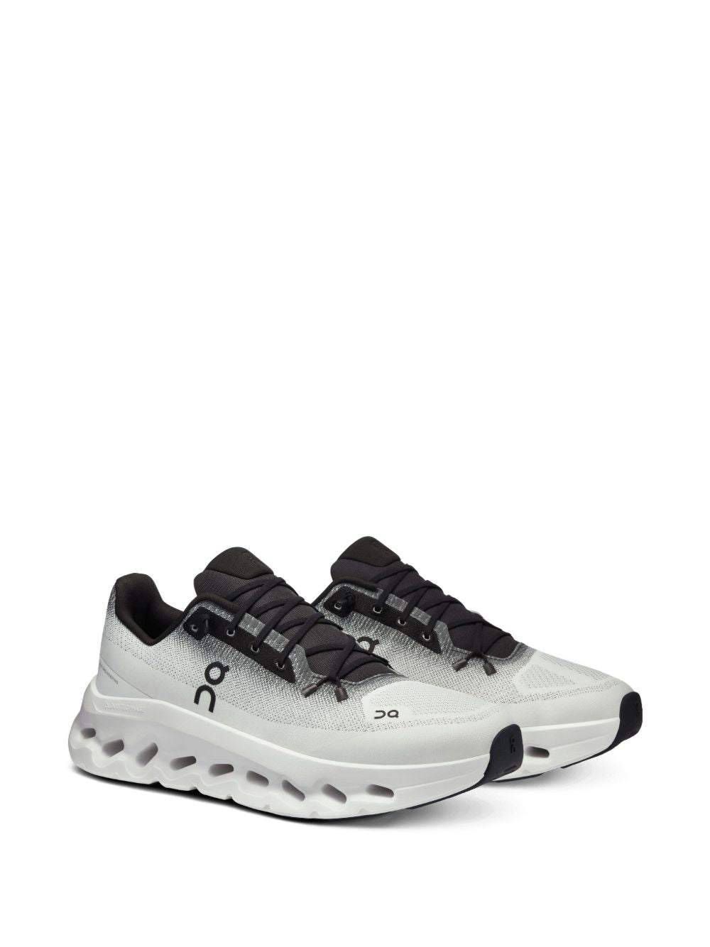On Cloud Tilt 2.0 Black Ivory