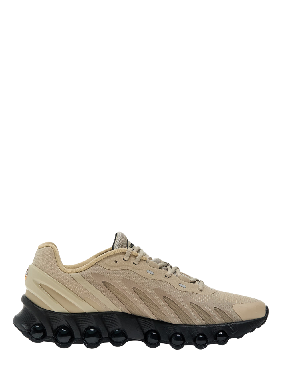 Nikee air max dn8 tan sail black