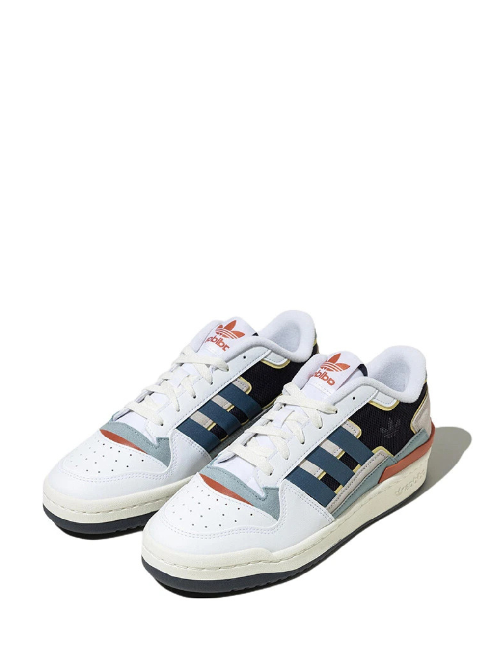 originals forum exhibit low 2 white blue red