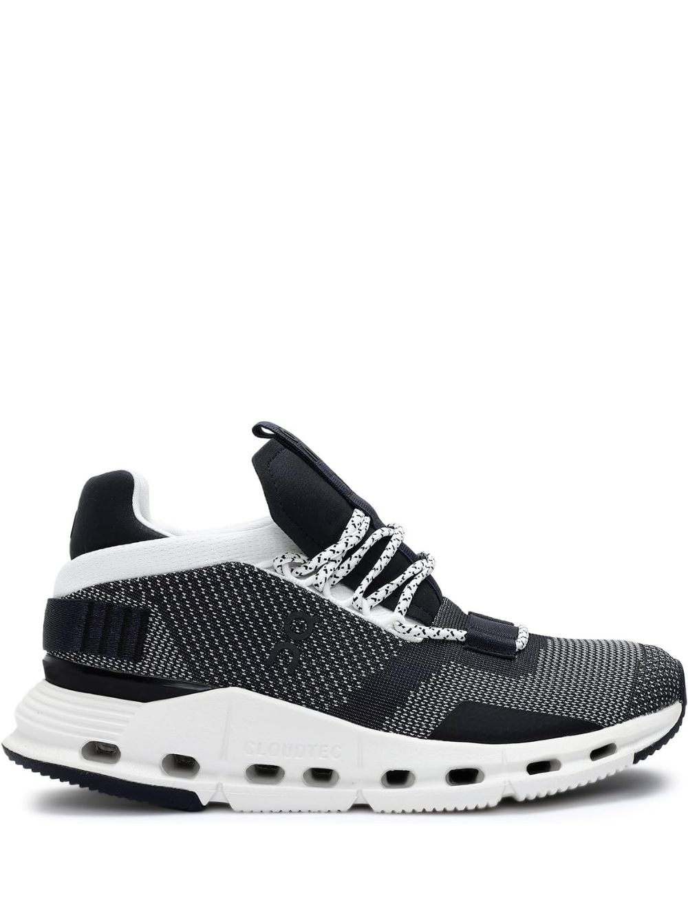 On Cloud Running "Nova Black White" Womens