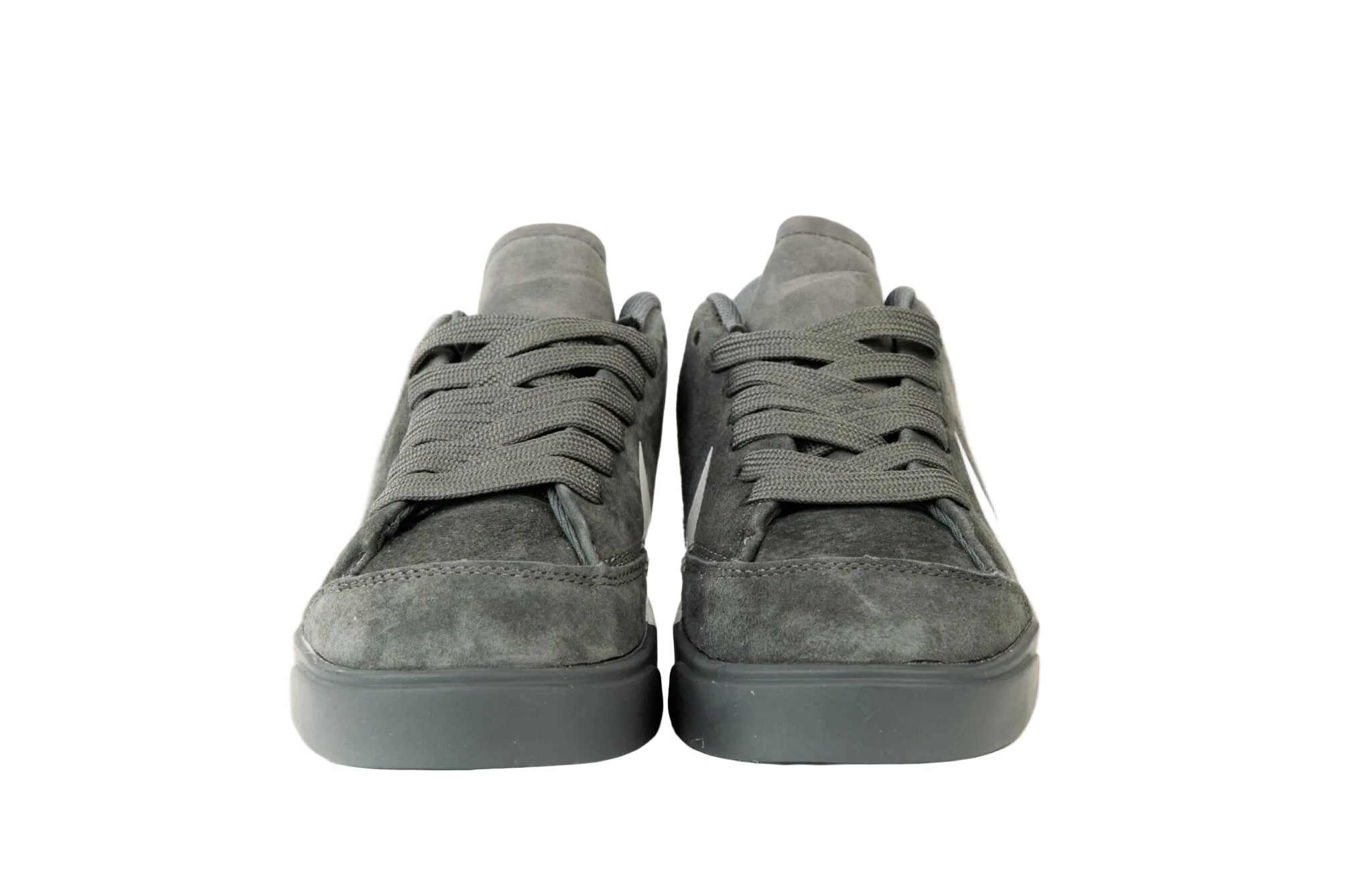 Nike_blazer_city_low_lx_suede_grey_white