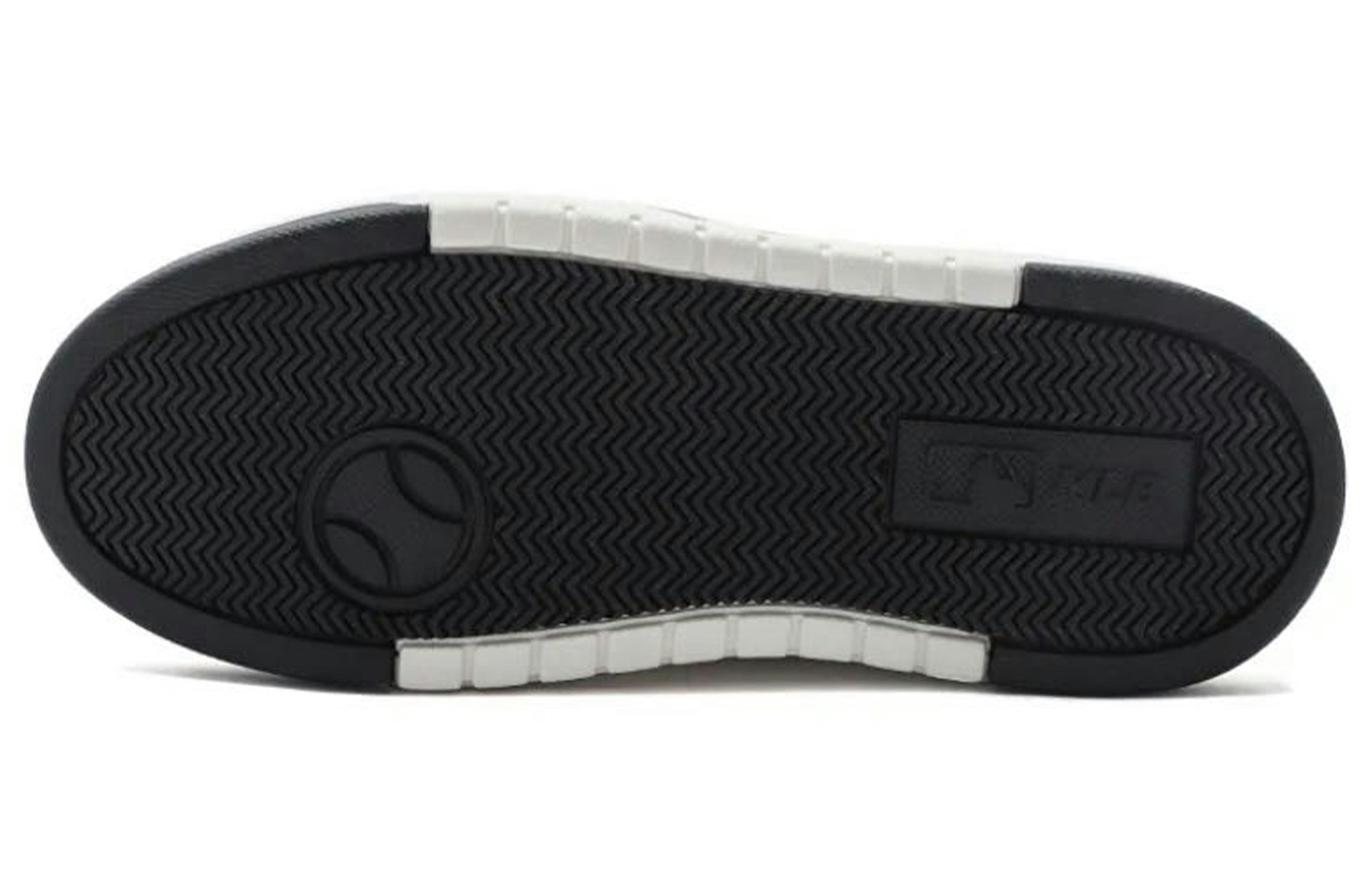 MLB CHUNKY LINER LOW WHITE BLACK