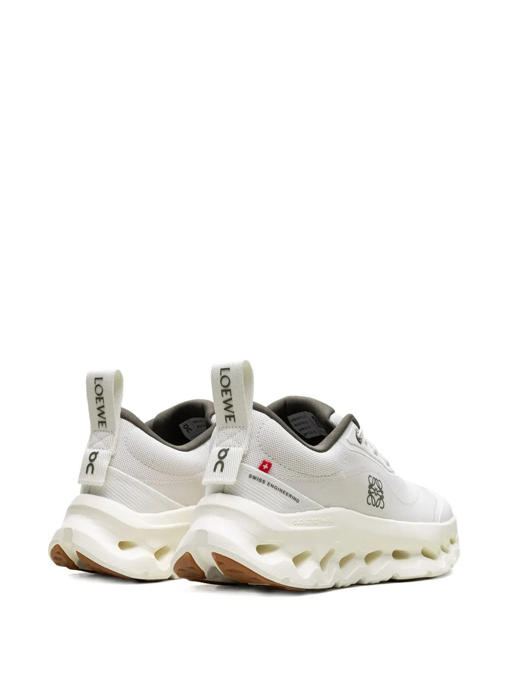 LOEWE X ON Cloudtilt 2 0 white green