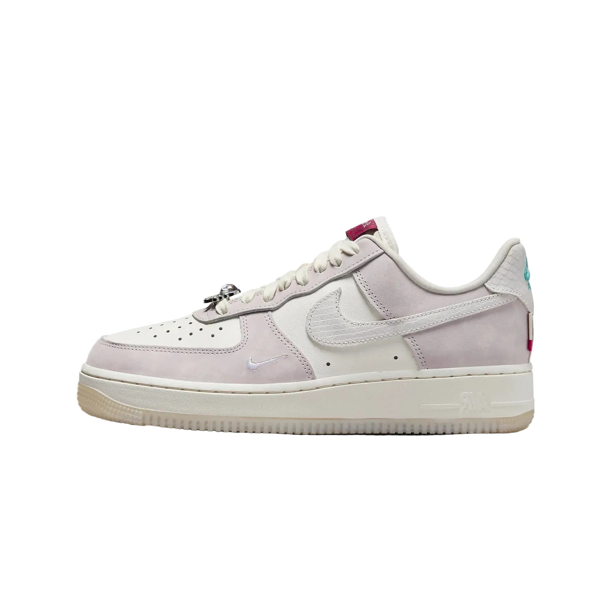 Nikee AirForce 1 07 LX Year of the Dragon 6073