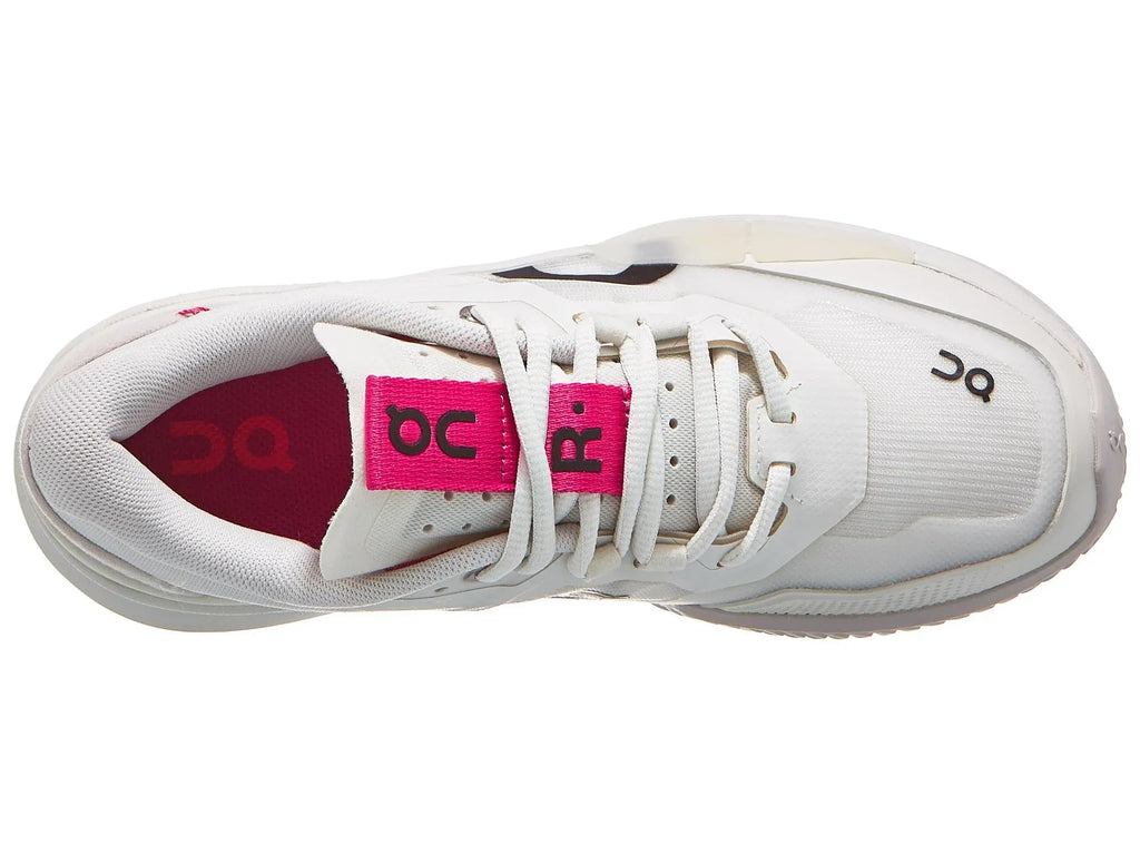 On The Roger Pro 2 Clay White Pink
