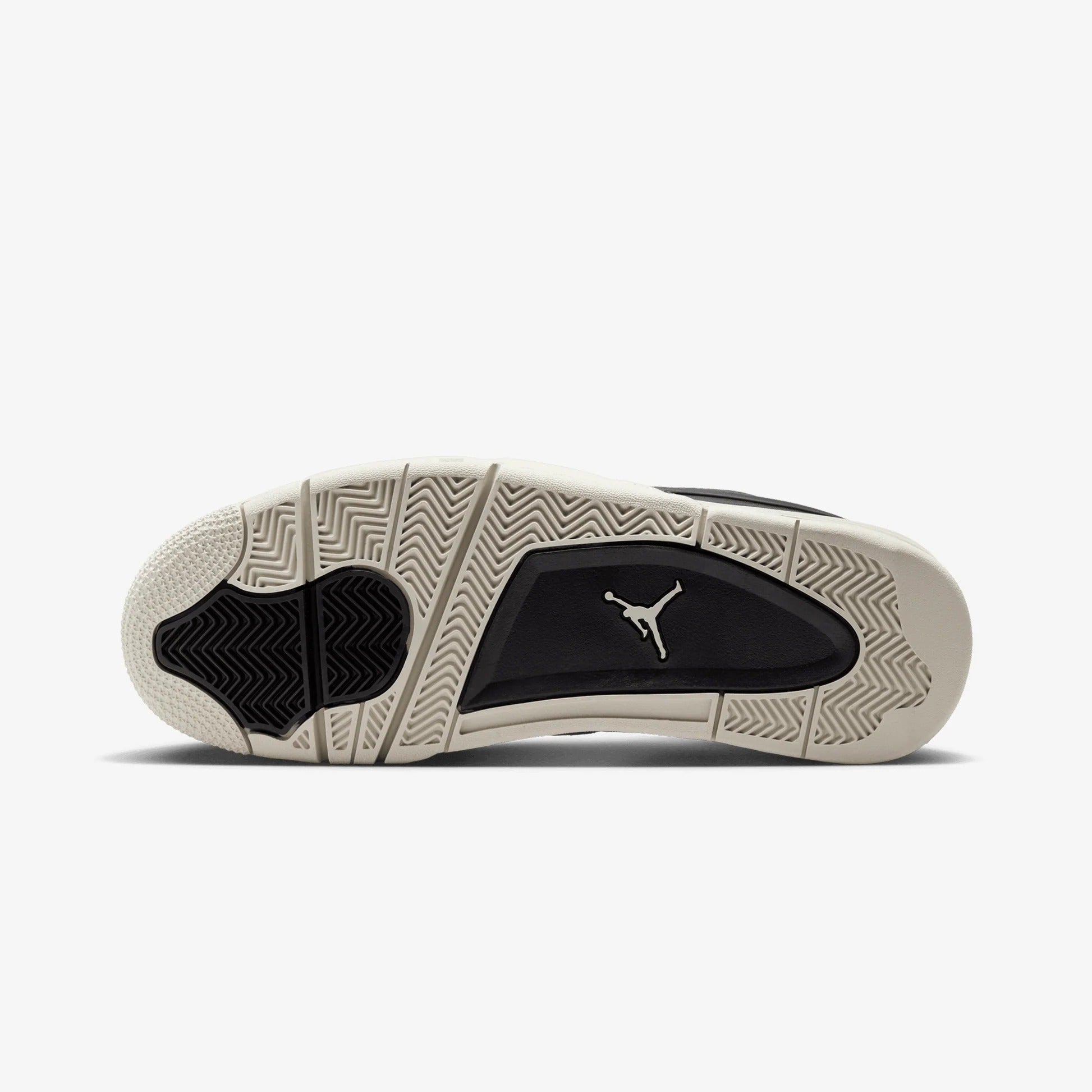 Nik_ee Air Jordan 4 RM Light Bone 1822