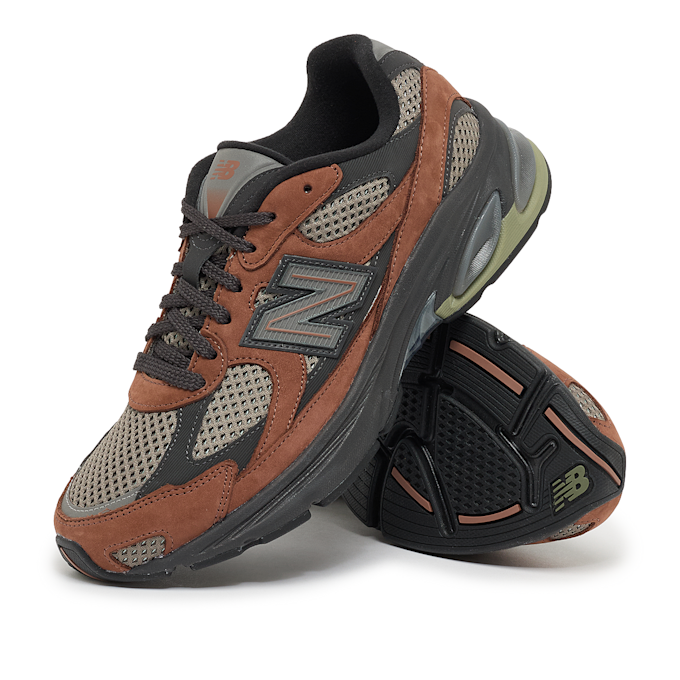 New balancee 2010 Pecan Castlerock 587