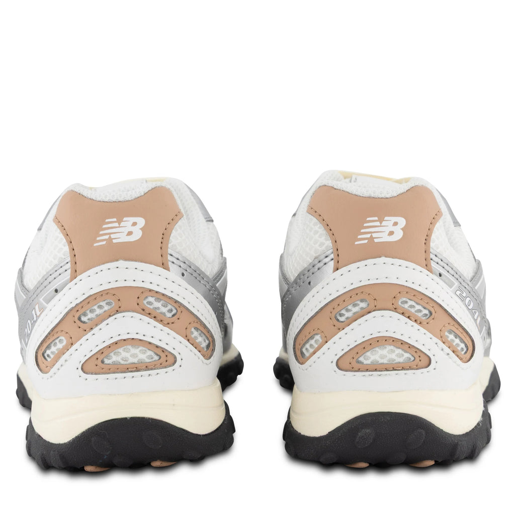 Newbalance 204L silver metallic white and brown