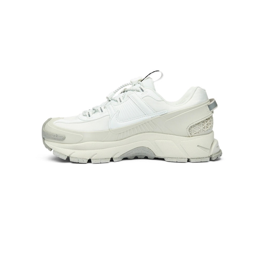 Nikee Zoom Vomero Roam 139