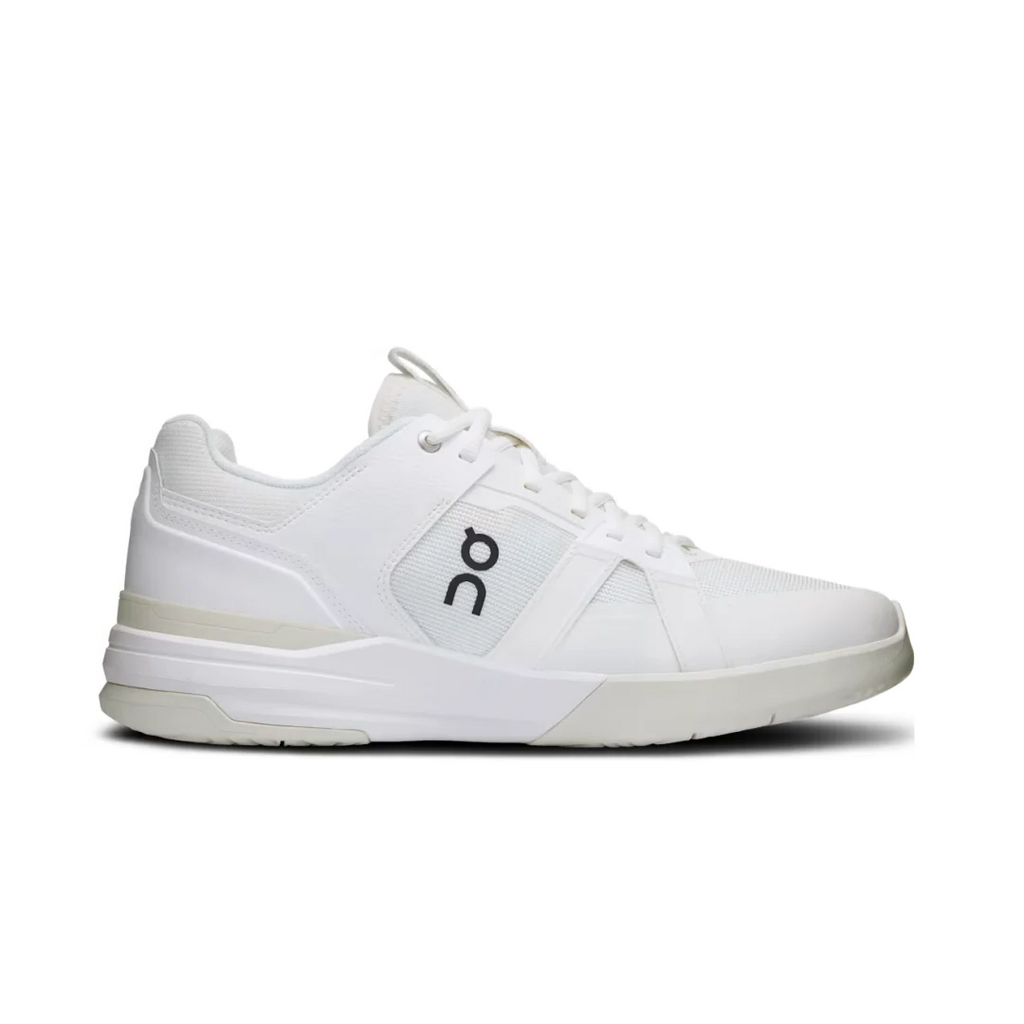 ON cloud The Roger Clubhouse Pro White Ice