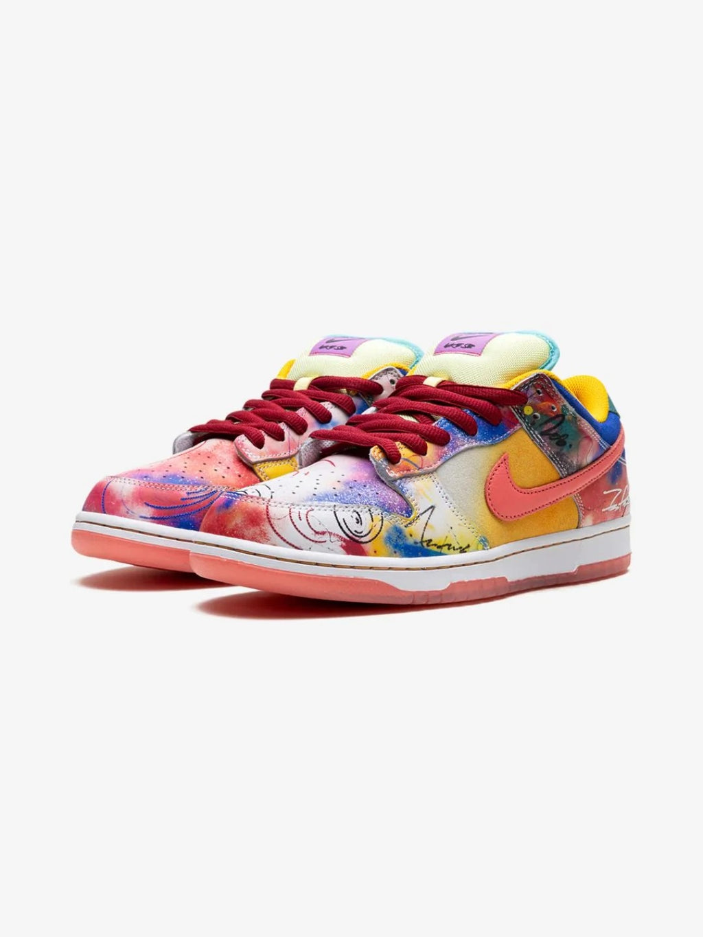 NIkee_sb_dunk_low_friends_family