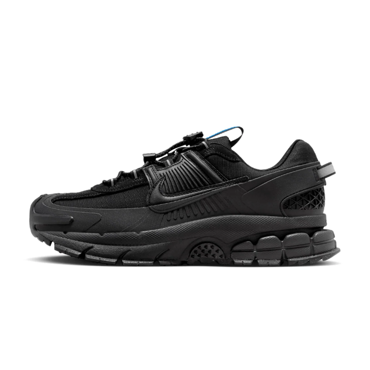Nikkee Zoom Vomero Roam triple Black