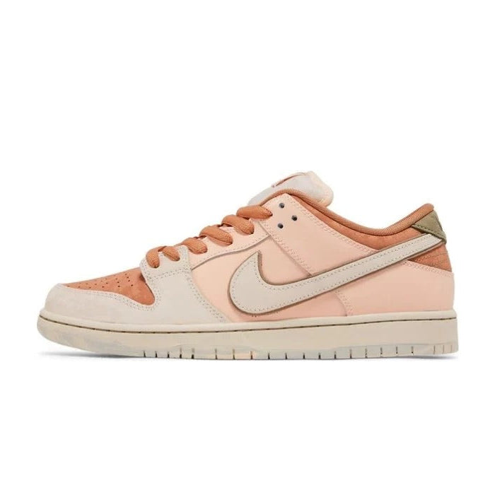 Nikee SB Dunk Low Pro Crimson Tint Amber Brown