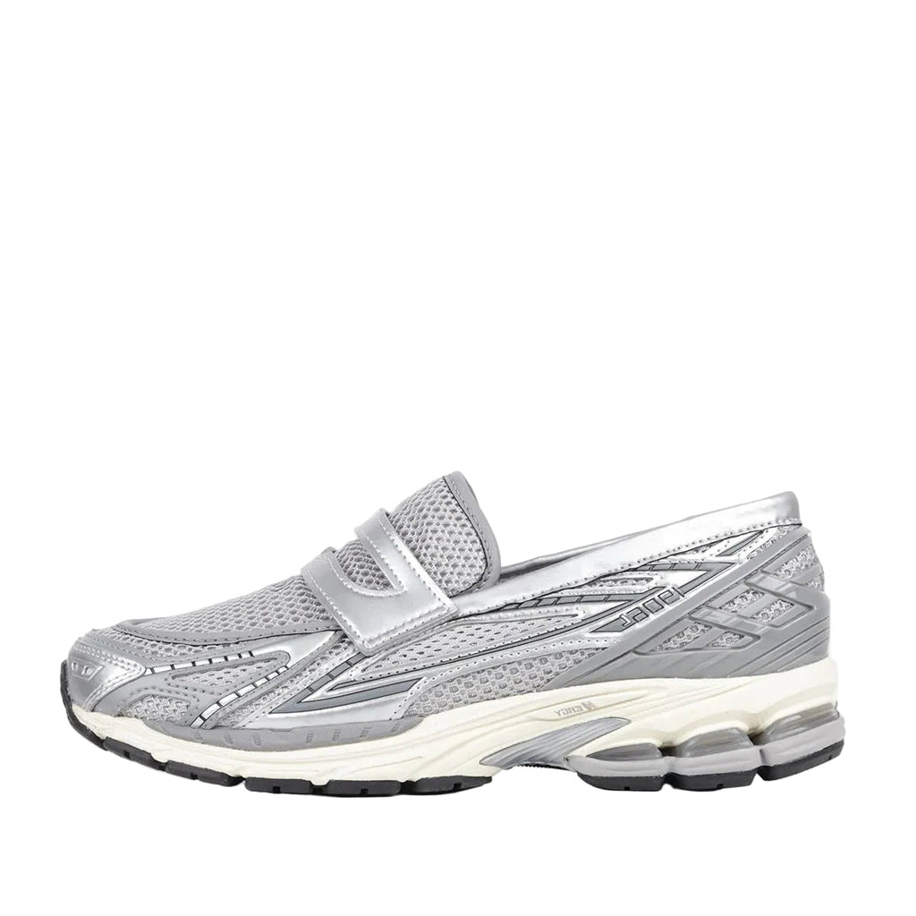 Neww Balance 1906L metallic silver 235
