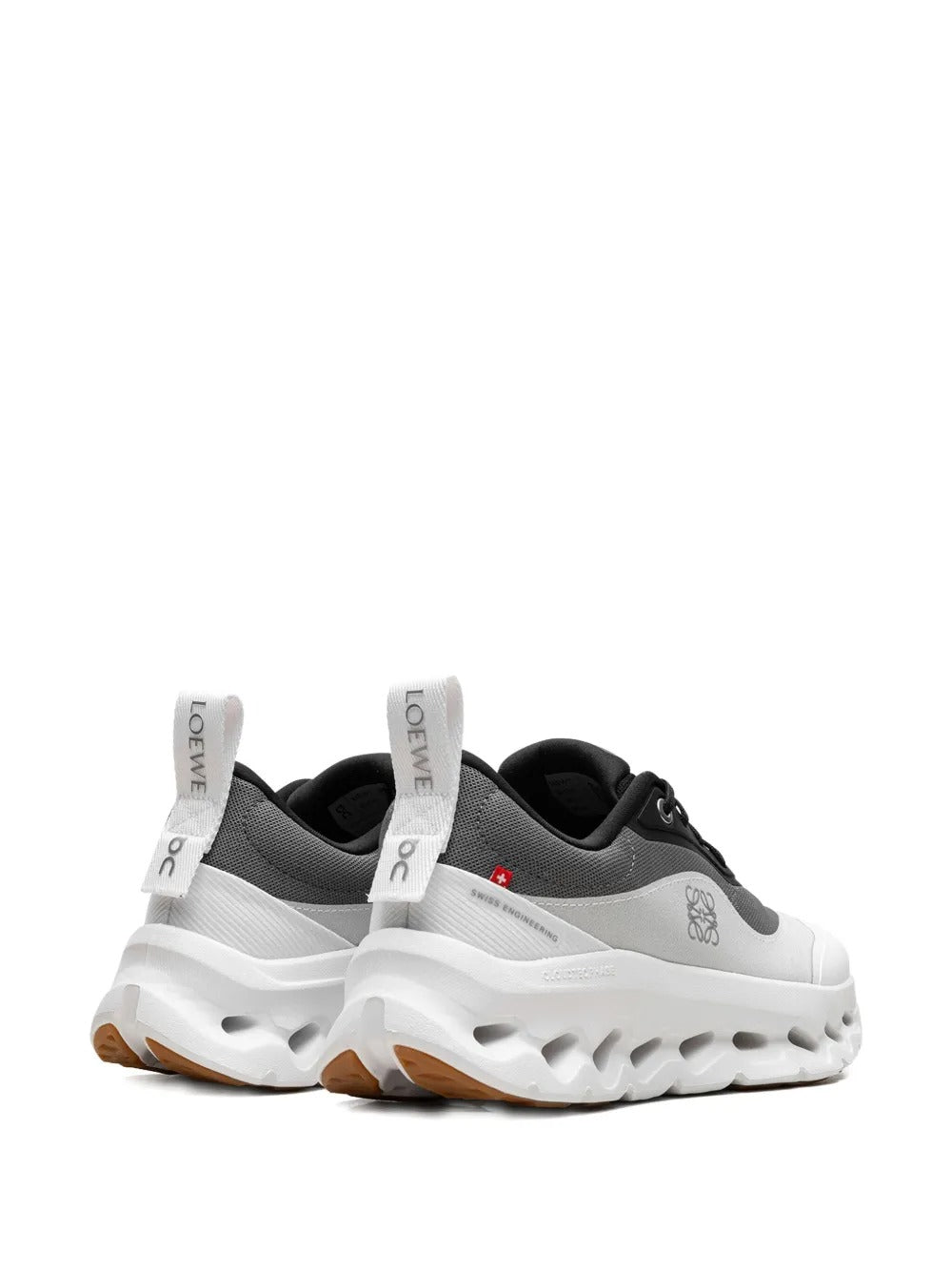 On Running Cloudtilt 2 x Loewe BlackWhitegrey