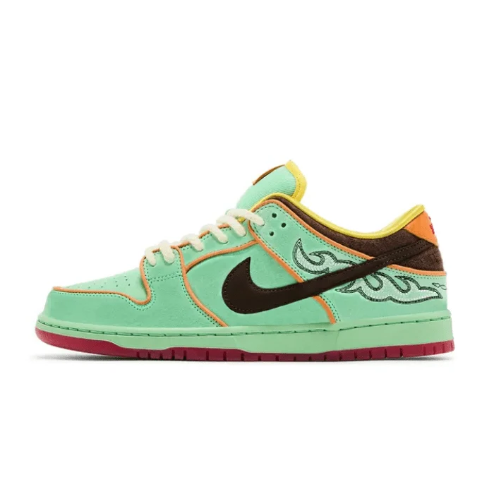 Nikee SB Dunk Low QS Black Rodeo Tourmaline