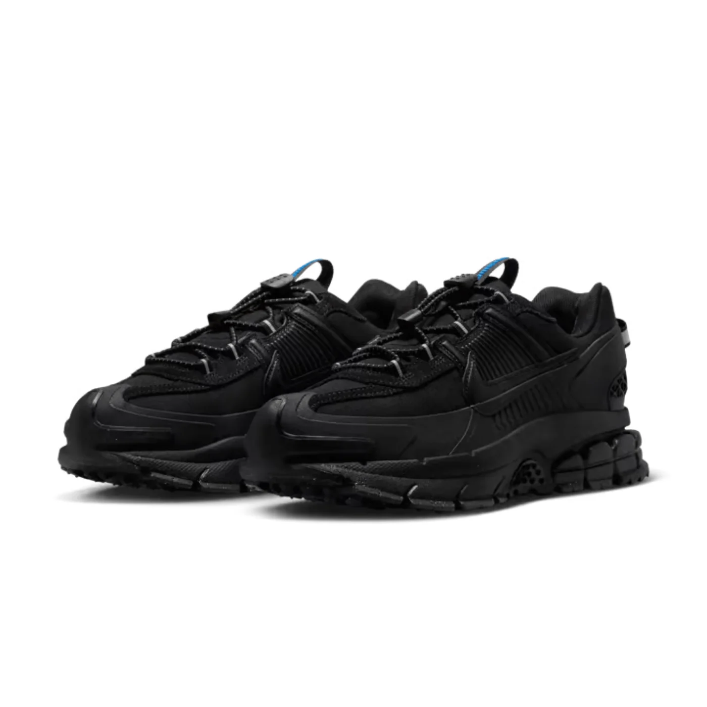 Nikkee Zoom Vomero Roam triple Black
