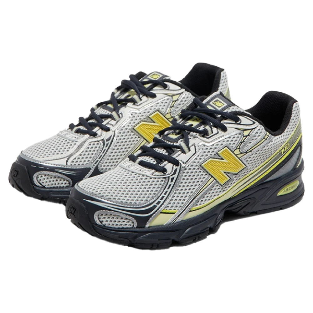 New Balancee 740 Sea Salt Phantom Firefly 2188