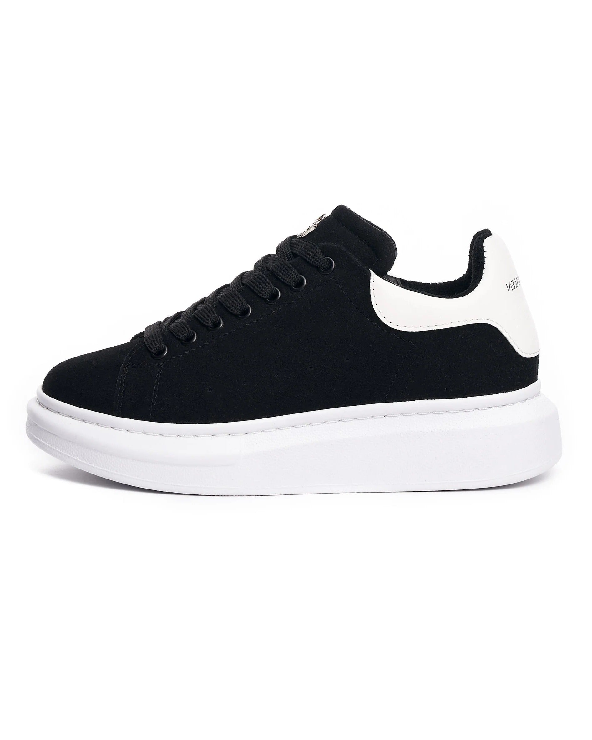 Alexander McQuee.n Sneakers With Card Bill carry Bag & Og Box