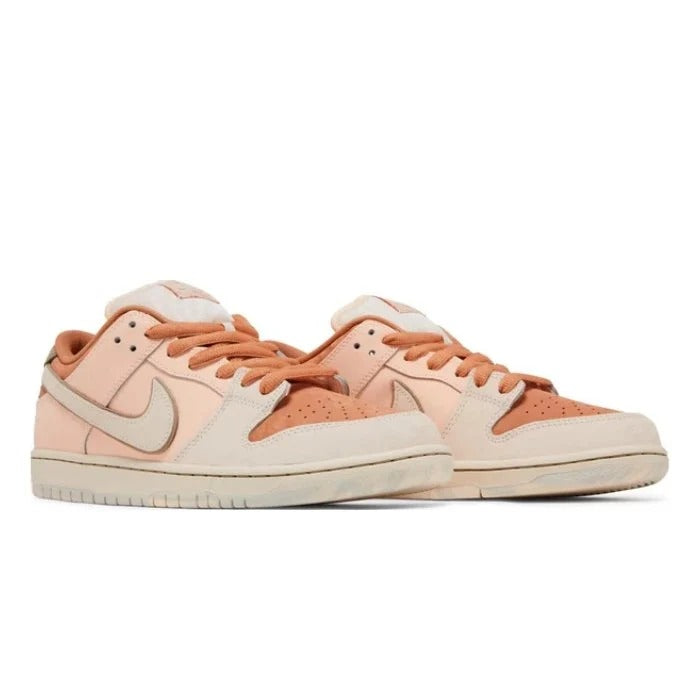 Nikee SB Dunk Low Pro Crimson Tint Amber Brown