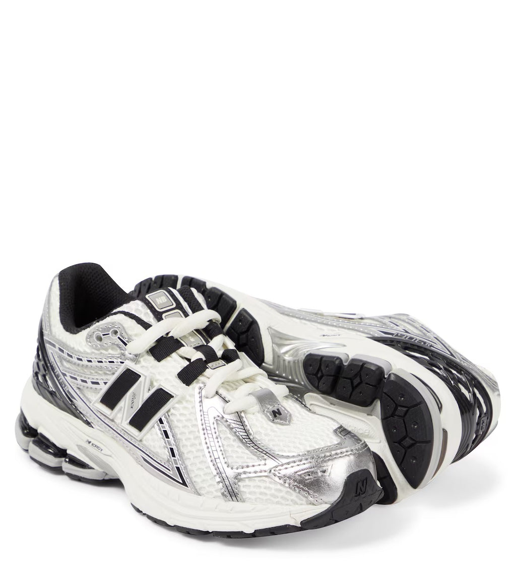 Neww balancee 1906R SILVER BLACK