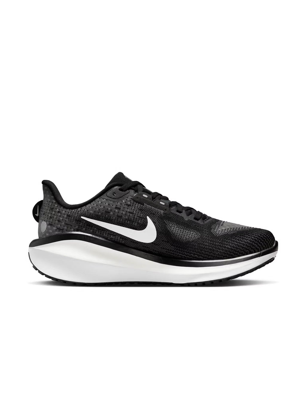Nik.e vomero 17 wide black white 101
