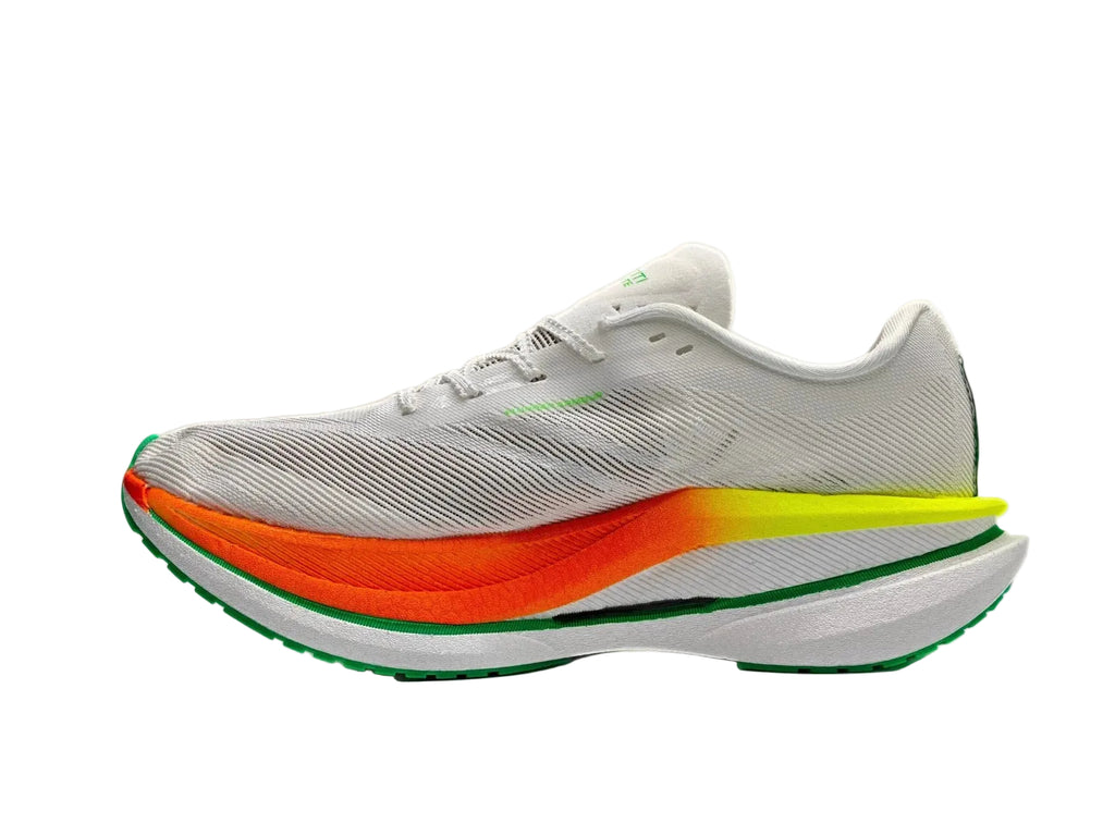 UNDERR ARMOUR LI-RUNNING SHOES 646