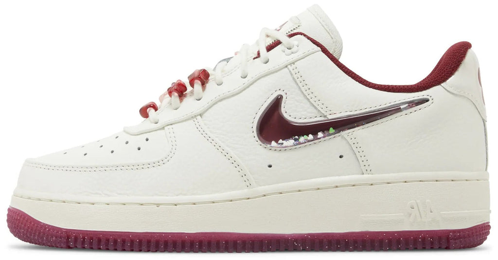Nikee Airforce 1 Valentine s Day 2025 for her