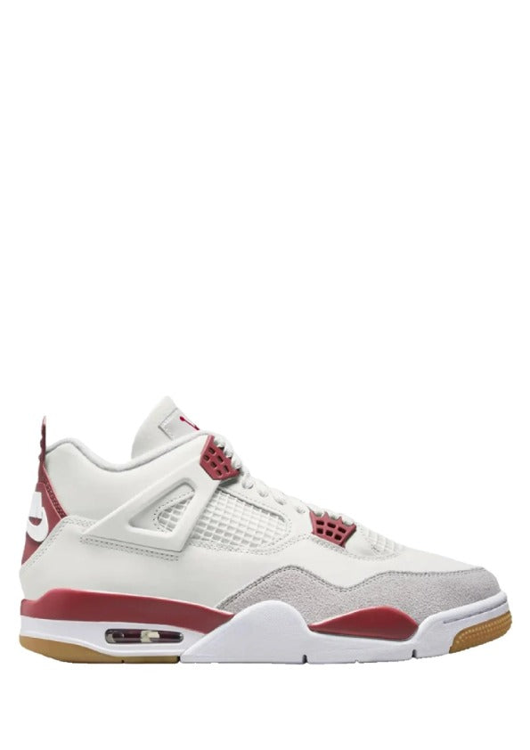 Nikee SB x air jordan 4 varsity red