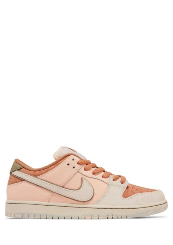 Nikee SB Dunk Low Pro Crimson Tint Amber Brown