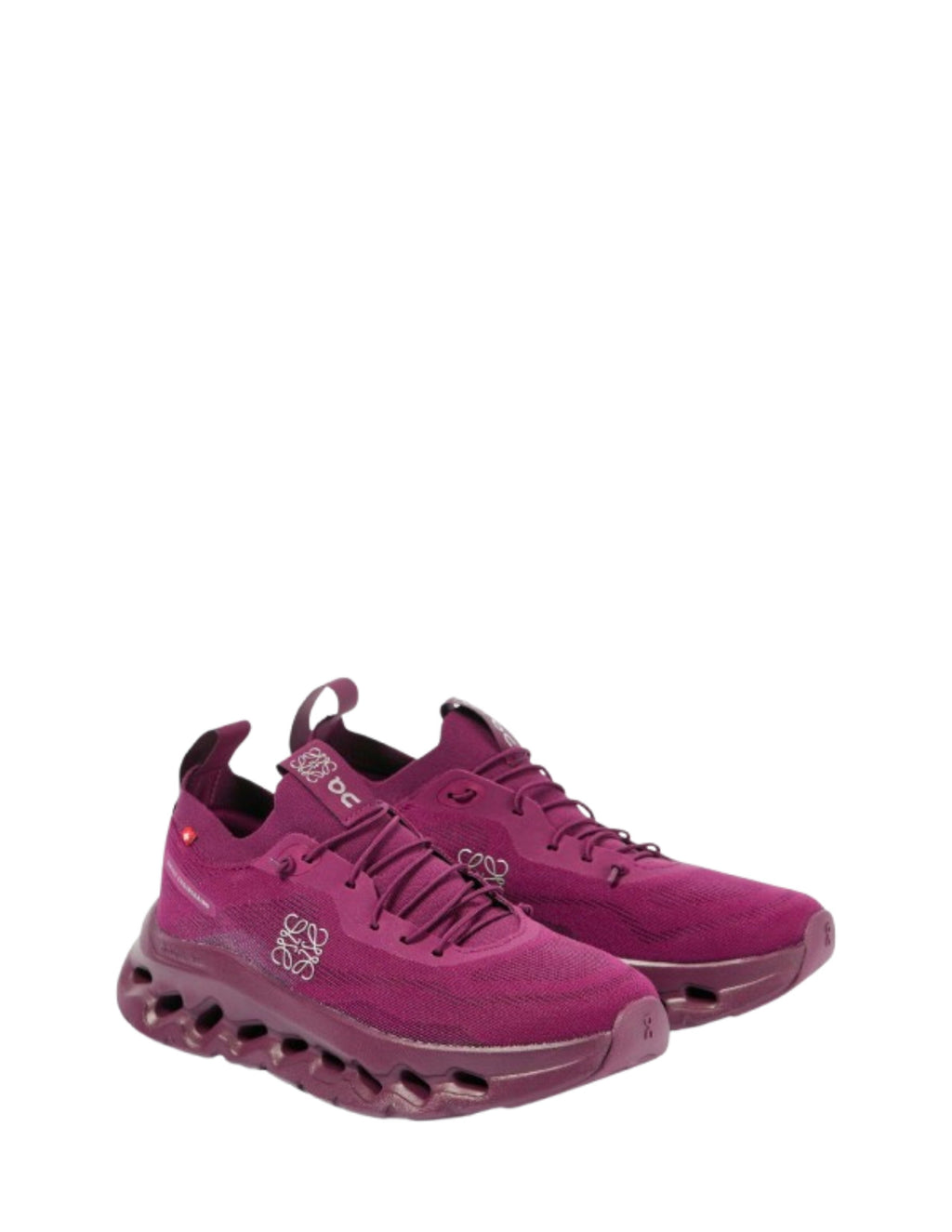 Loewe x Cloudtilt Beet Red 5004