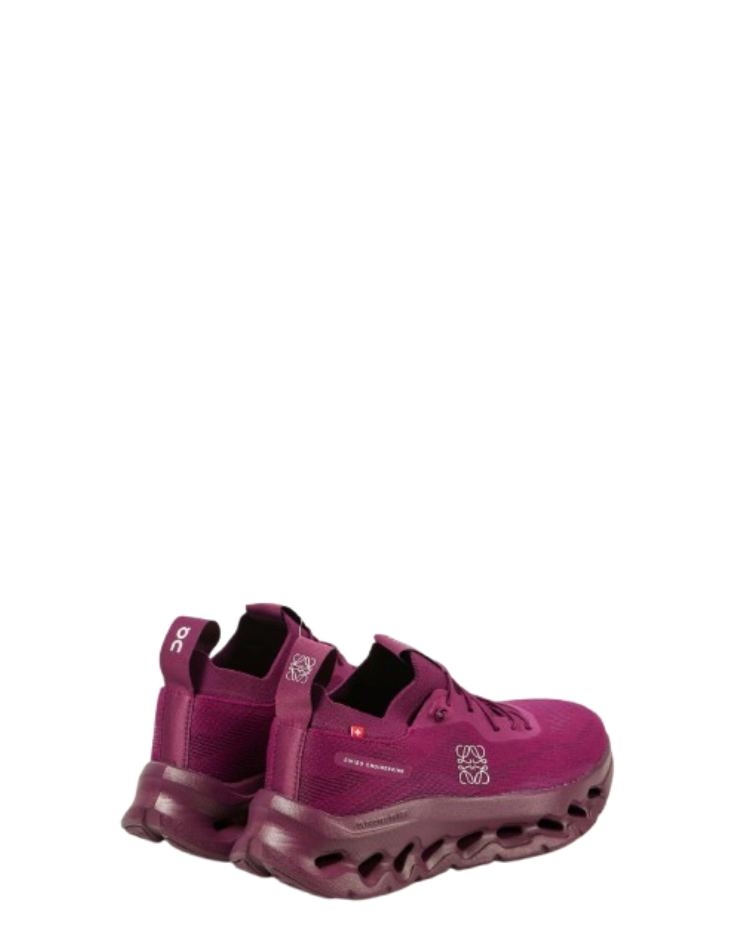 Loewe x Cloudtilt Beet Red 5004