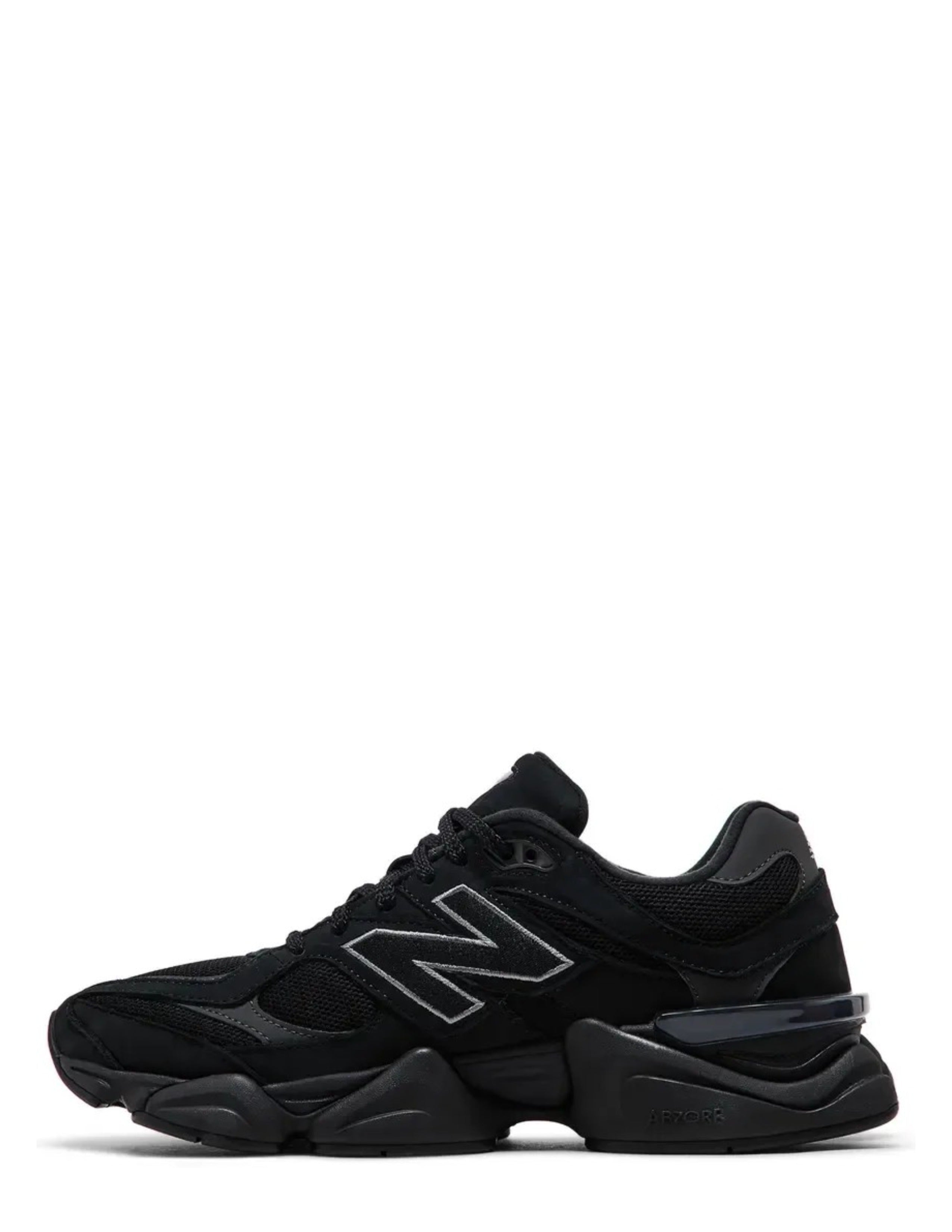 New Balanc e 9060 Black Cat