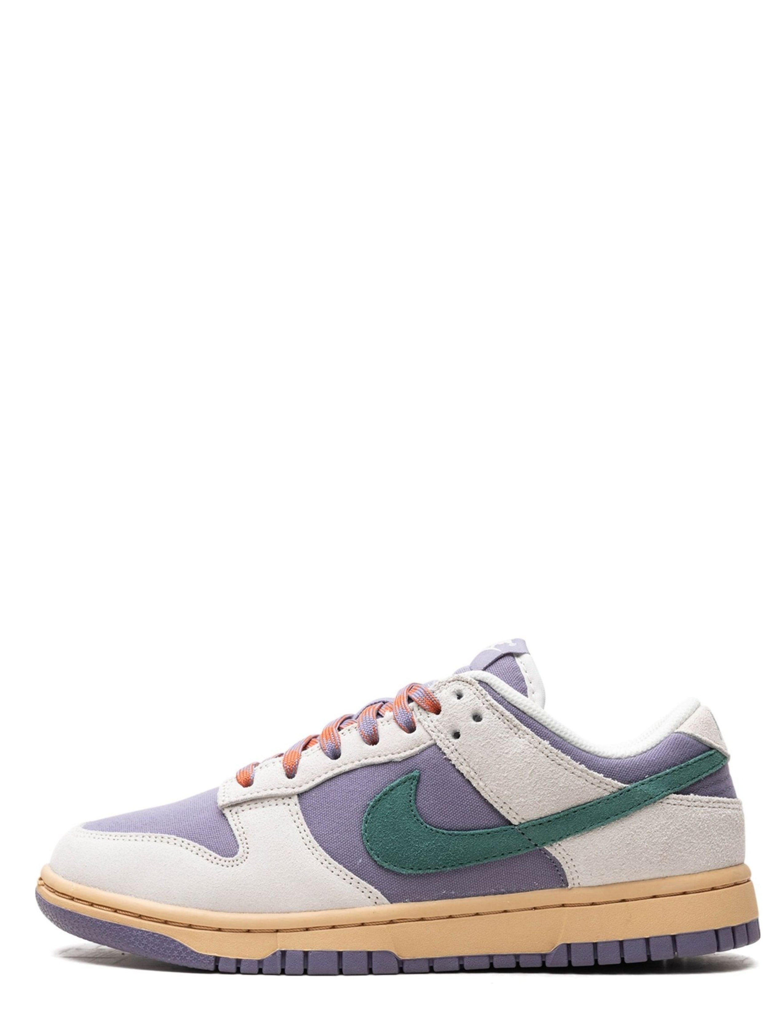 Nikke Dunk Low Joker