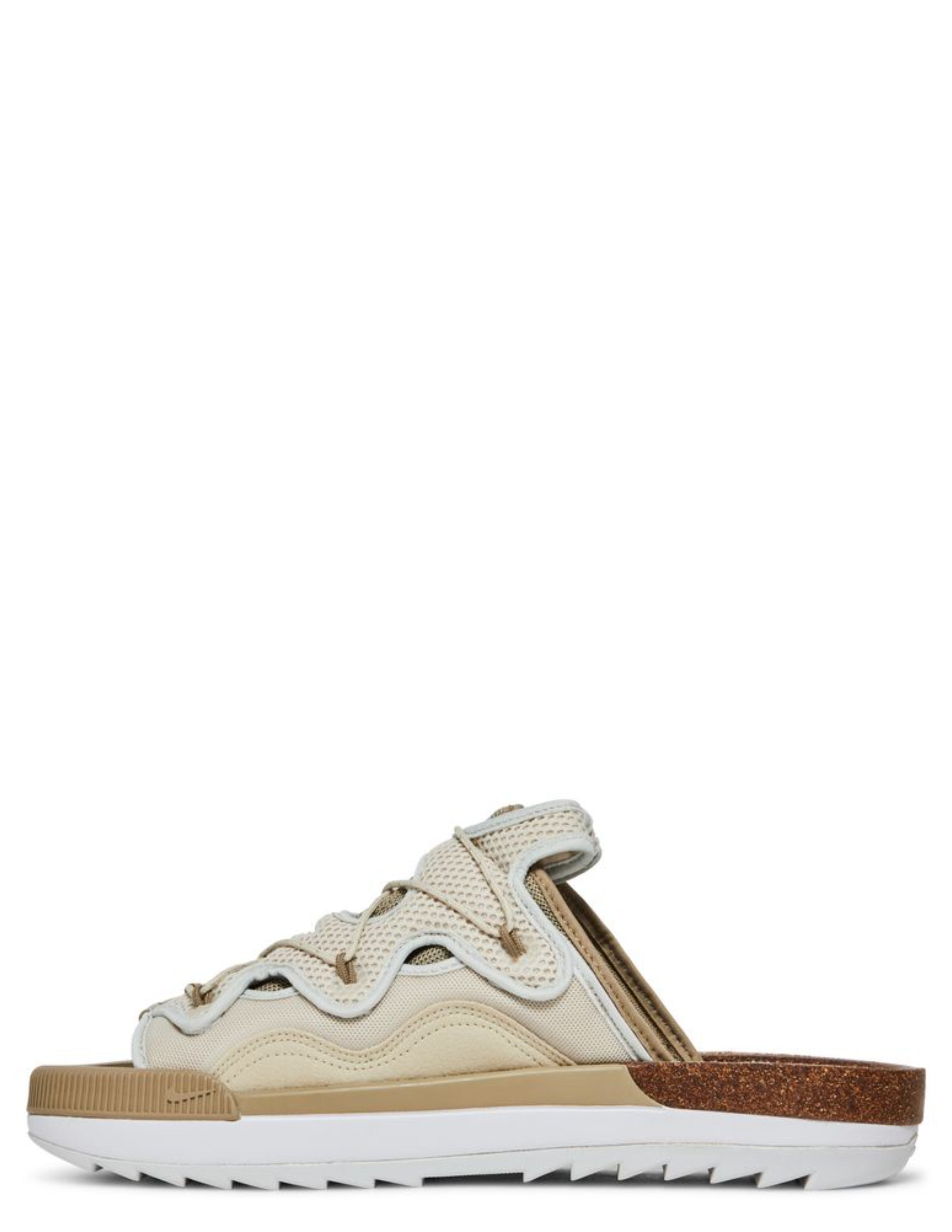 Nik.e Offline 2.0 Slip-On Premium Beige Sandal