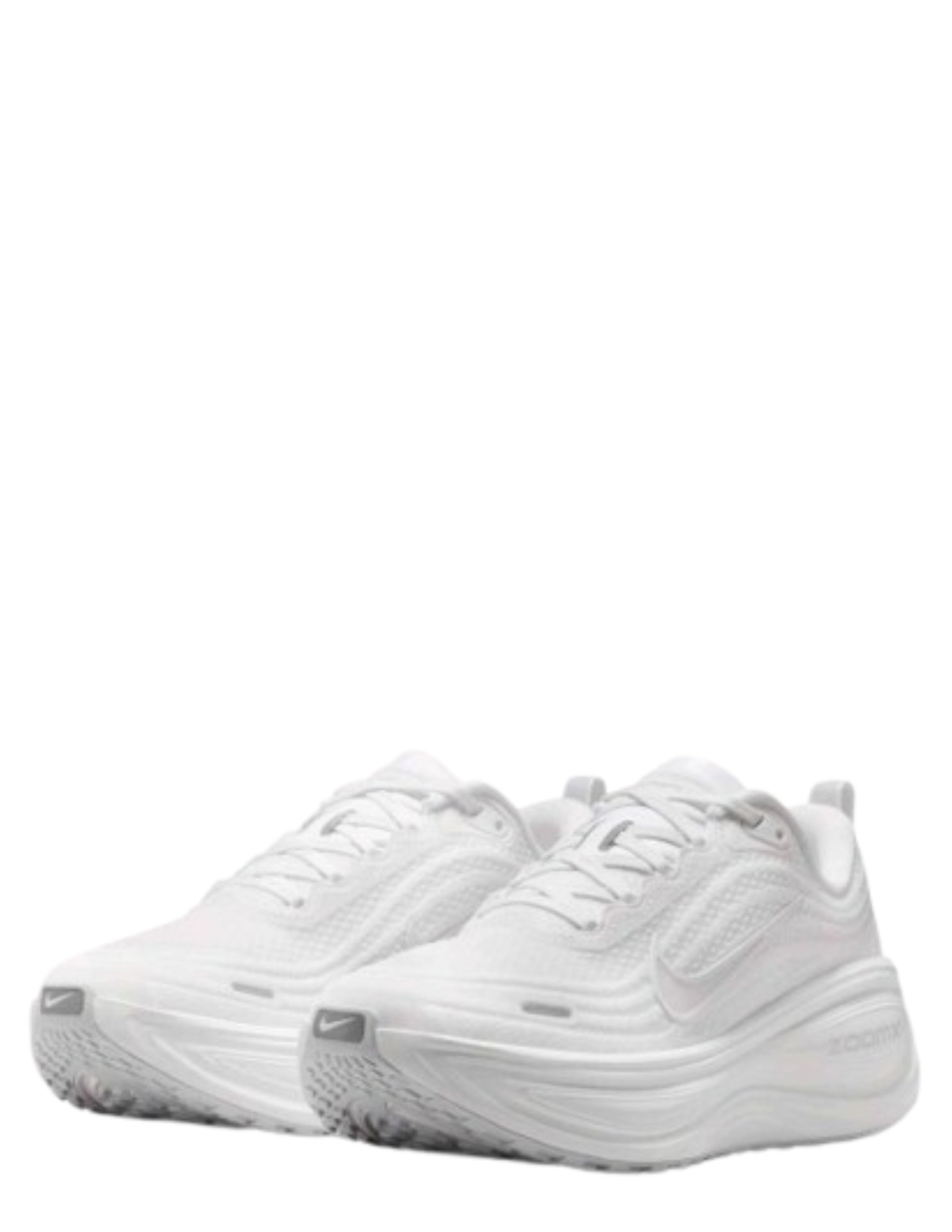 Nikee Vomero Plus Triple White
