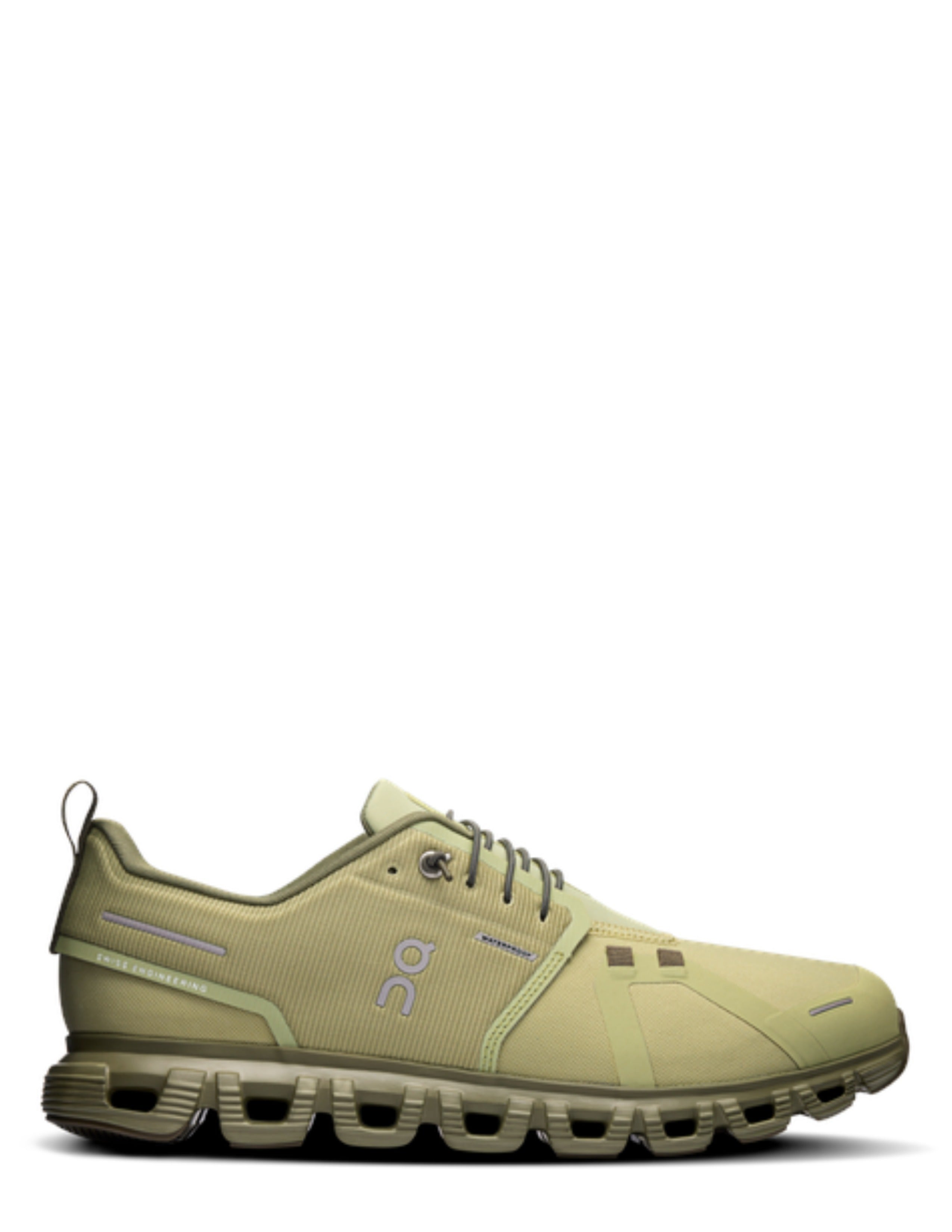 On cloud Running 6 Waterproof in the CaperGrove (823)