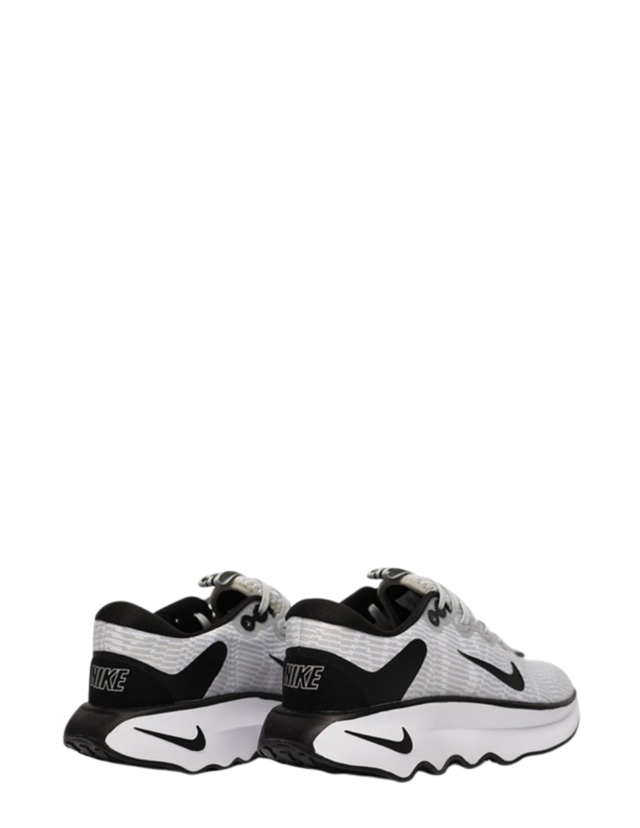 Nik_e motivation white black (849)