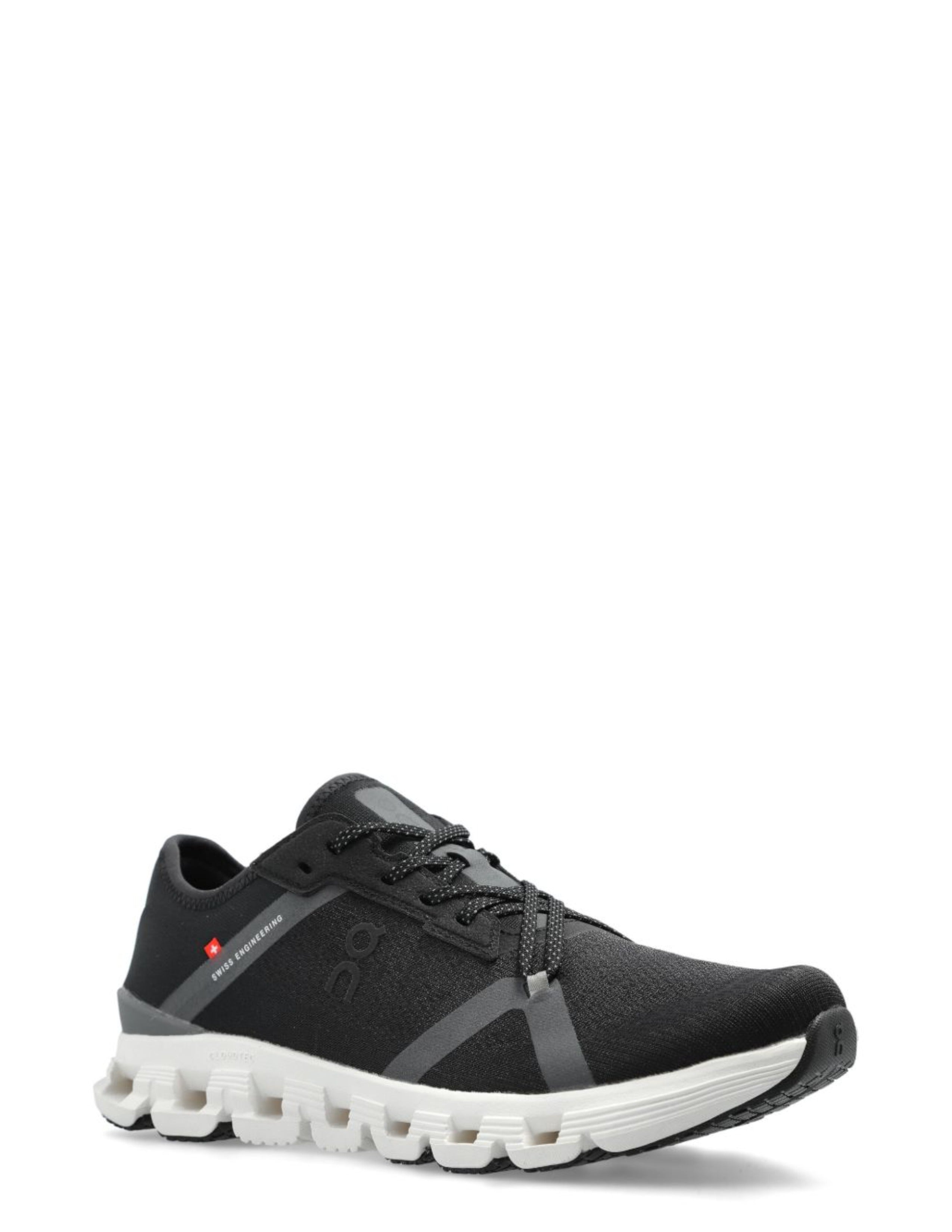 On Running Cloud X 4 AD Black