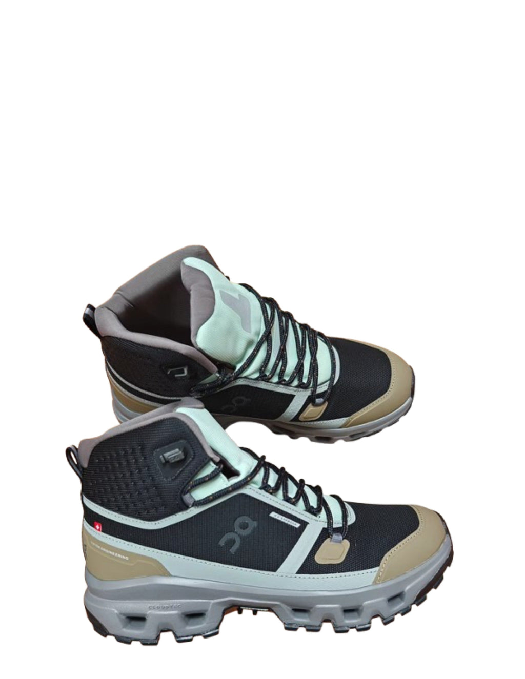ON Cloudrock Mid waterproof WP Boots multi