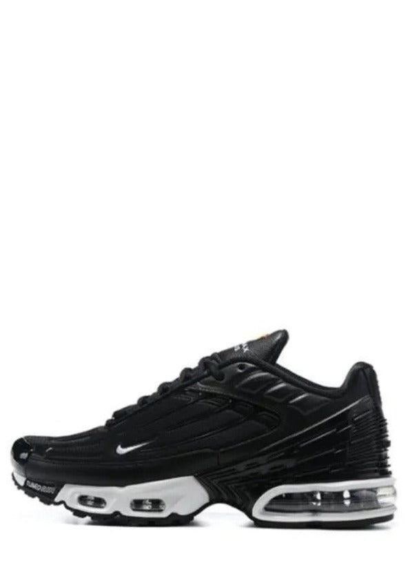 NIKkEE AIRMAX PLUS 3 TN BLACK WHITE