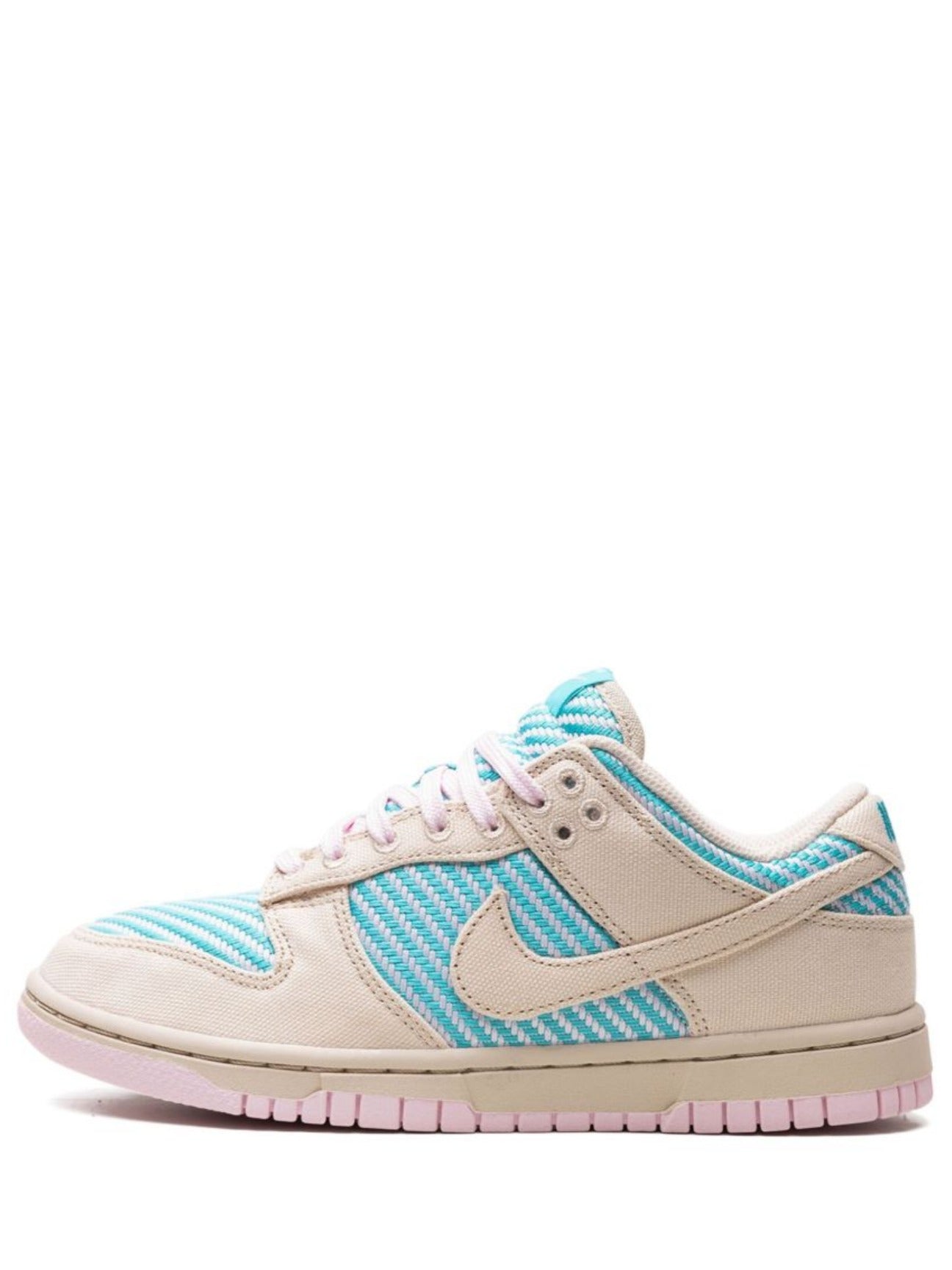 Nikee sb dunk low heat wave