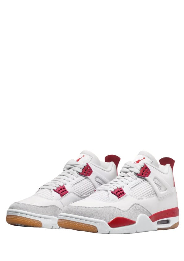 Nikee SB x air jordan 4 varsity red