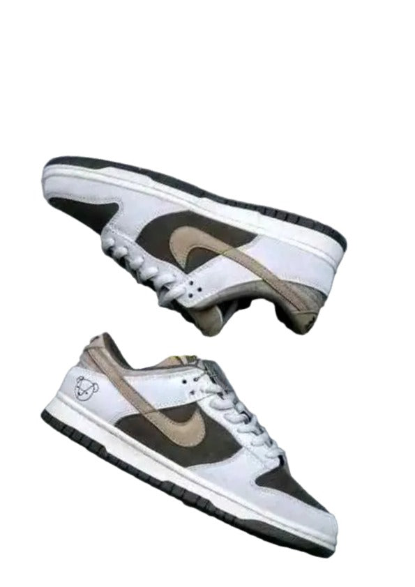 Nikkee Sb Dunk Low x Otomo Katsuhiro Dark Brown