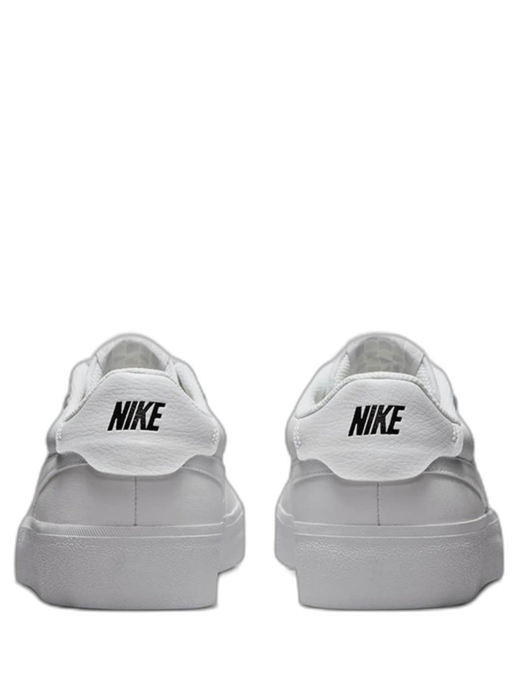 NIKEE court shot triple white