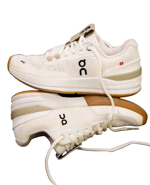 On Cloud The Roger Pro x BEAMS Beige Ivory